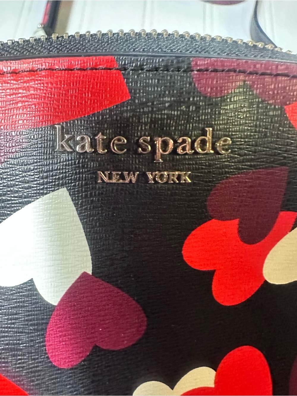 Kate Spade Spencer Celebration dome crossbody purse black with hearts - Picture 7 of 11